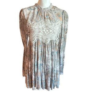 Free People Dress Size Small Sweet Thing Paisley Print Mini Dress Crochet Detail